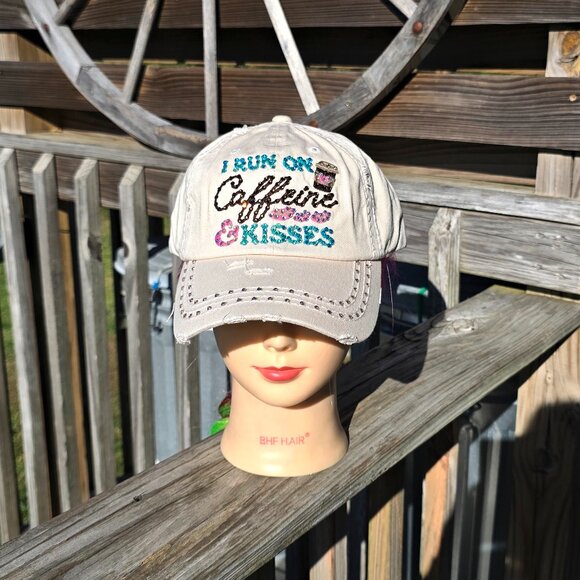 Ladies Stone I Run On Caffeine & Kisses BLING Hat - Picture 1 of 4
